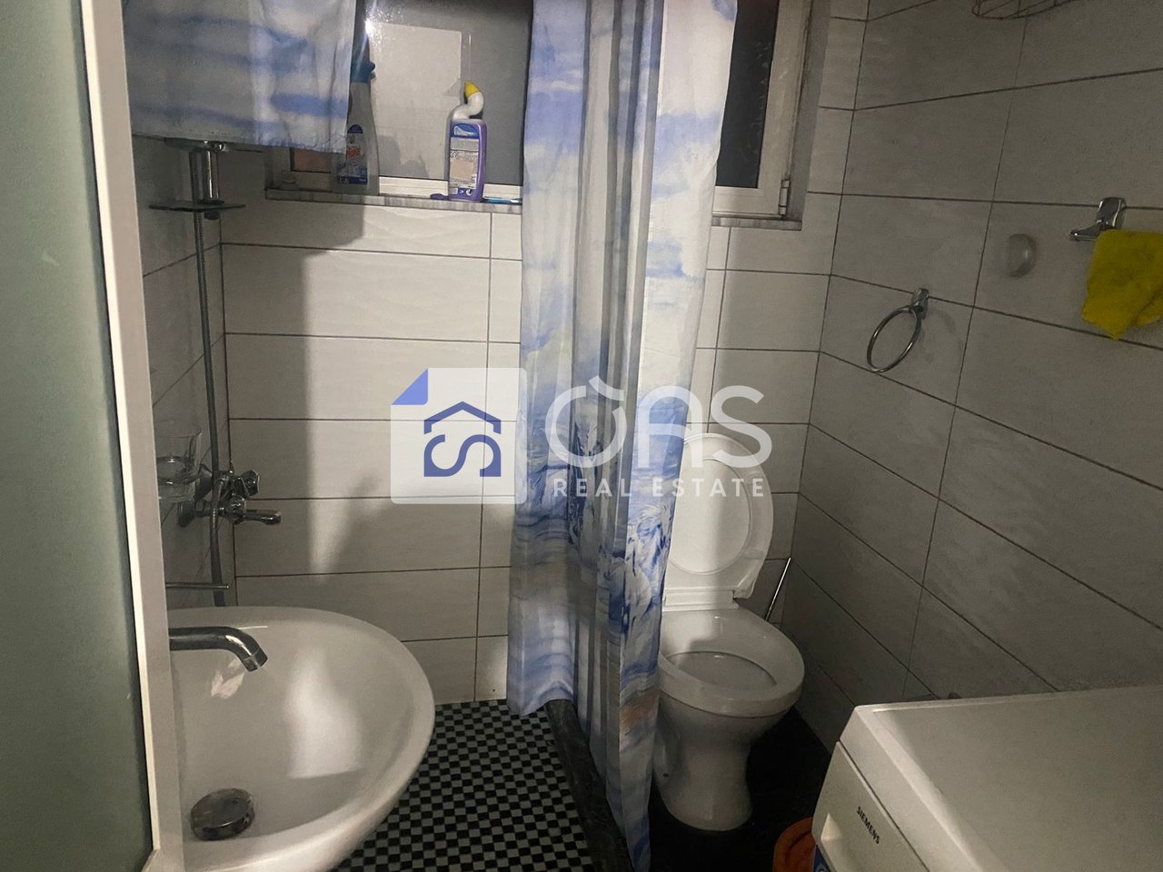Apartament 2+1 Me Qira në Zogu i Zi (perballe Univertetit Zoja e Keshillit Mire)