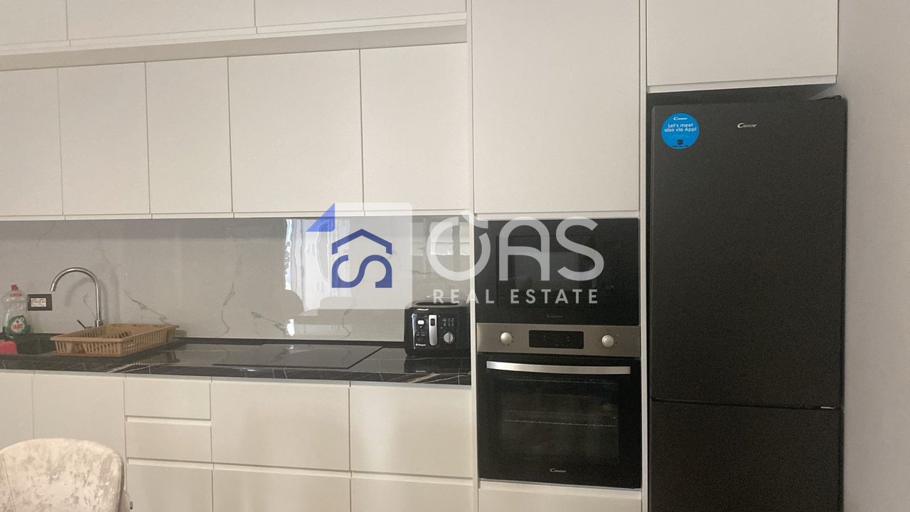 Apartament 2+1 Me Qira në Porcelan, Tiranë - 800€ | 90 m²