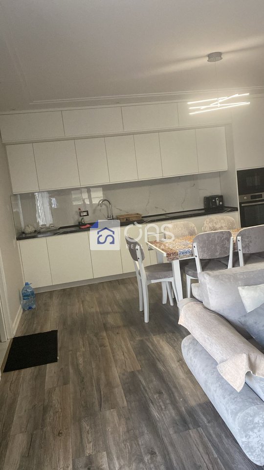 Apartament 2+1 Me Qira në Porcelan, Tiranë - 800€ | 90 m²
