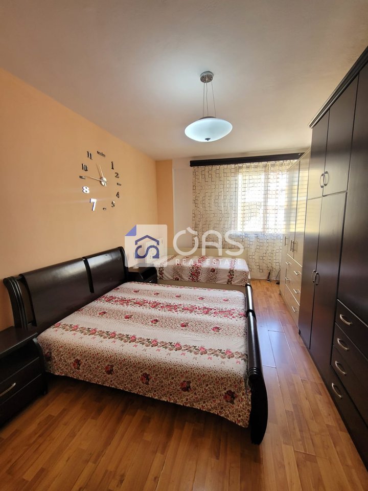 Shitet Apartament 1+1 Ne Fresk