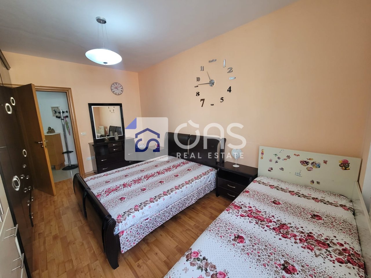 Shitet Apartament 1+1 Ne Fresk
