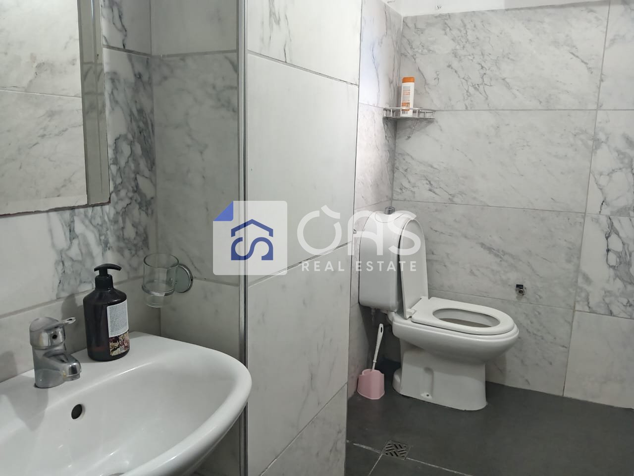 Appartamento 1+1 in Affitto in Via Siri Kodra, Tirana - 450€ | 1+1