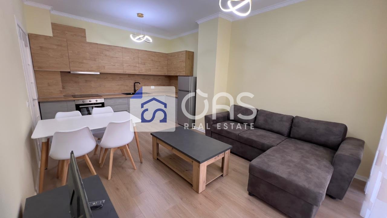Appartamento 2+1 in affitto a Yzberisht presso Grand Gallery 550 euro/mese