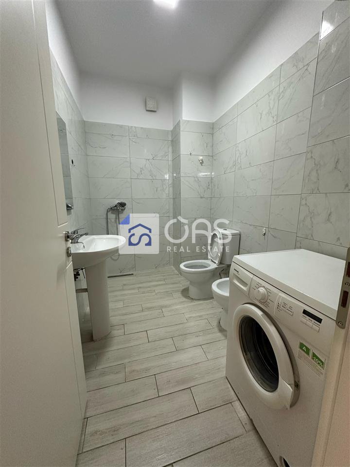 Appartamento 1+1 in Affitto ad Astir (Complesso Jolla.al), Tirana - 420€ | 65 m²