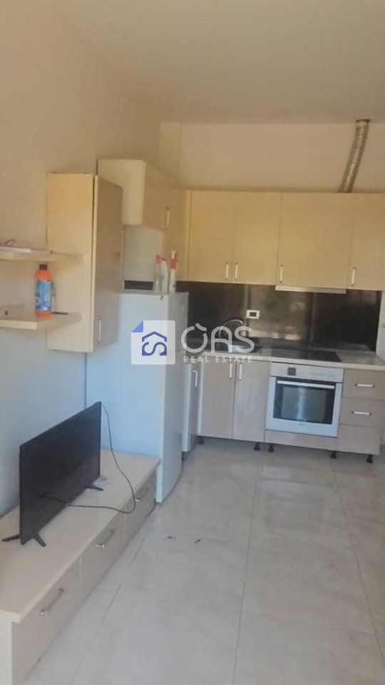 Shtëpi 1+1 Me Qira në Laprakë, Tiranë - 330€ |