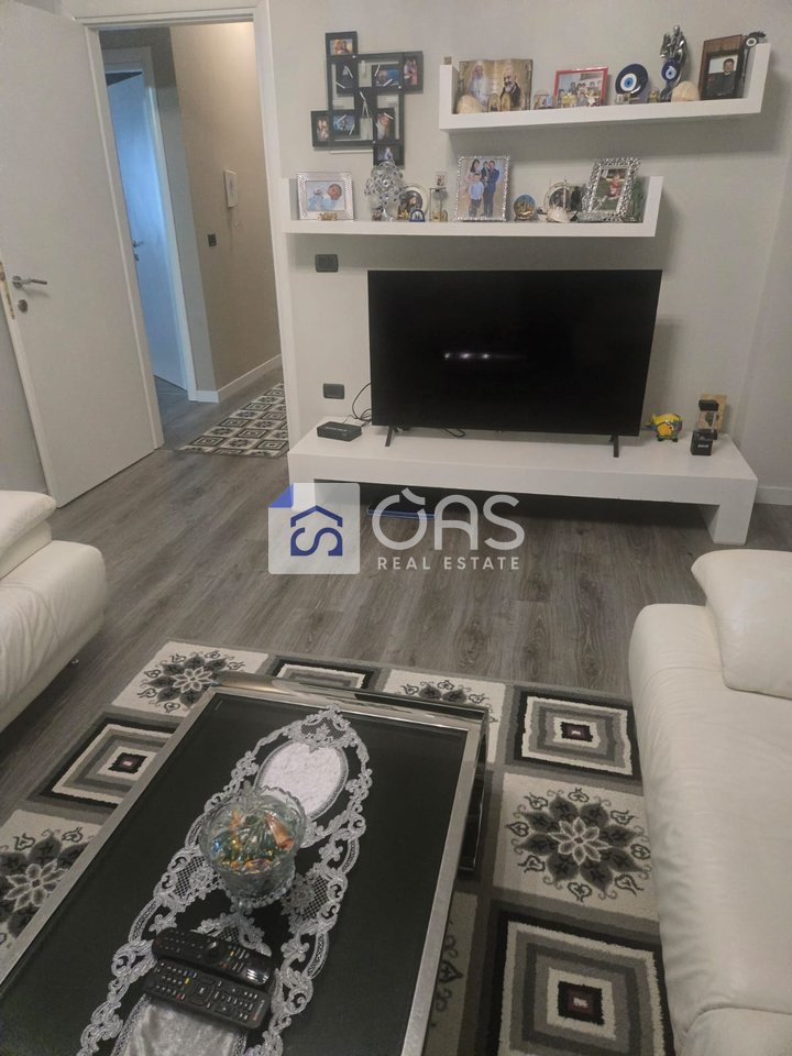 Appartamento 2+1 in affitto a Yzberish, Tirana - 500€ | 93 m²