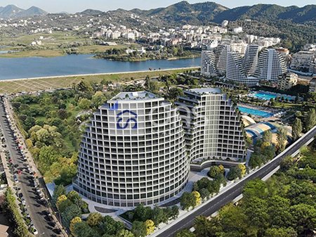 Jepet me qera dyqan Buz rruges kryesore tek Lake View(Rruga e Kosovareve).