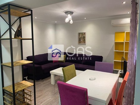 Appartamento 2+1 in affitto a Xhamllik, Tirana - 550€ | 80 m²