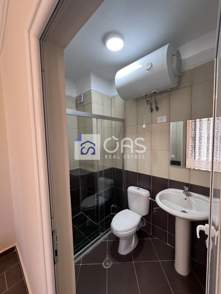 Appartamento 2+1+2 in Affitto a Yzberish, Tirana - 450€ | 115 m²