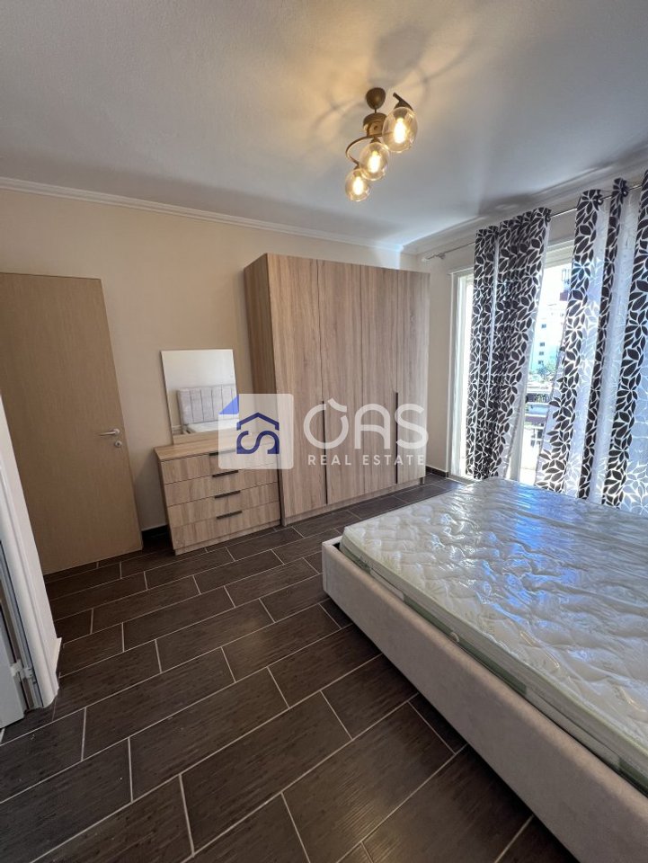 Appartamento 2+1+2 in Affitto a Yzberish, Tirana - 450€ | 115 m²