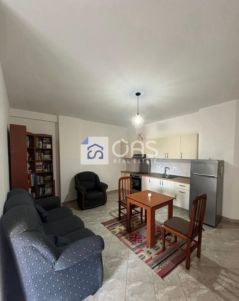 Appartamento 1+1 in affitto a Lago Secco, Tirana - 480€ | 70 m²