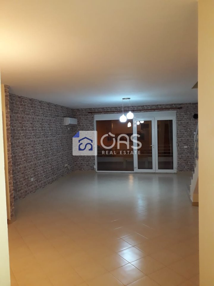 Duplex 3+1+2 in vendita a Kodra e Diellit Residence, Tirana - 280.000€ | 160 m²