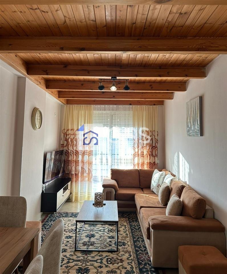 Affittasi Appartamento Duplex 1+2+2 a Fresk