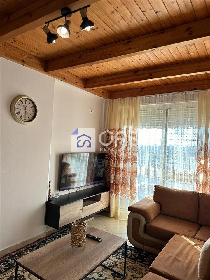 Affittasi Appartamento Duplex 1+2+2 a Fresk