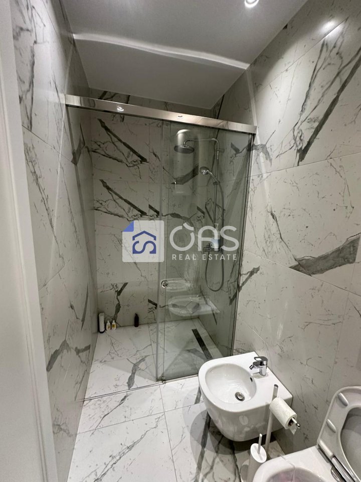 Apartament 3+1 Me Qira në Astir (Eglo, Future Home Residence), Tiranë - 999€ | 126 m²