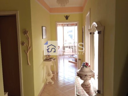 Shitet APARTAMENT 2+1+2 DURRES (CURRILA)