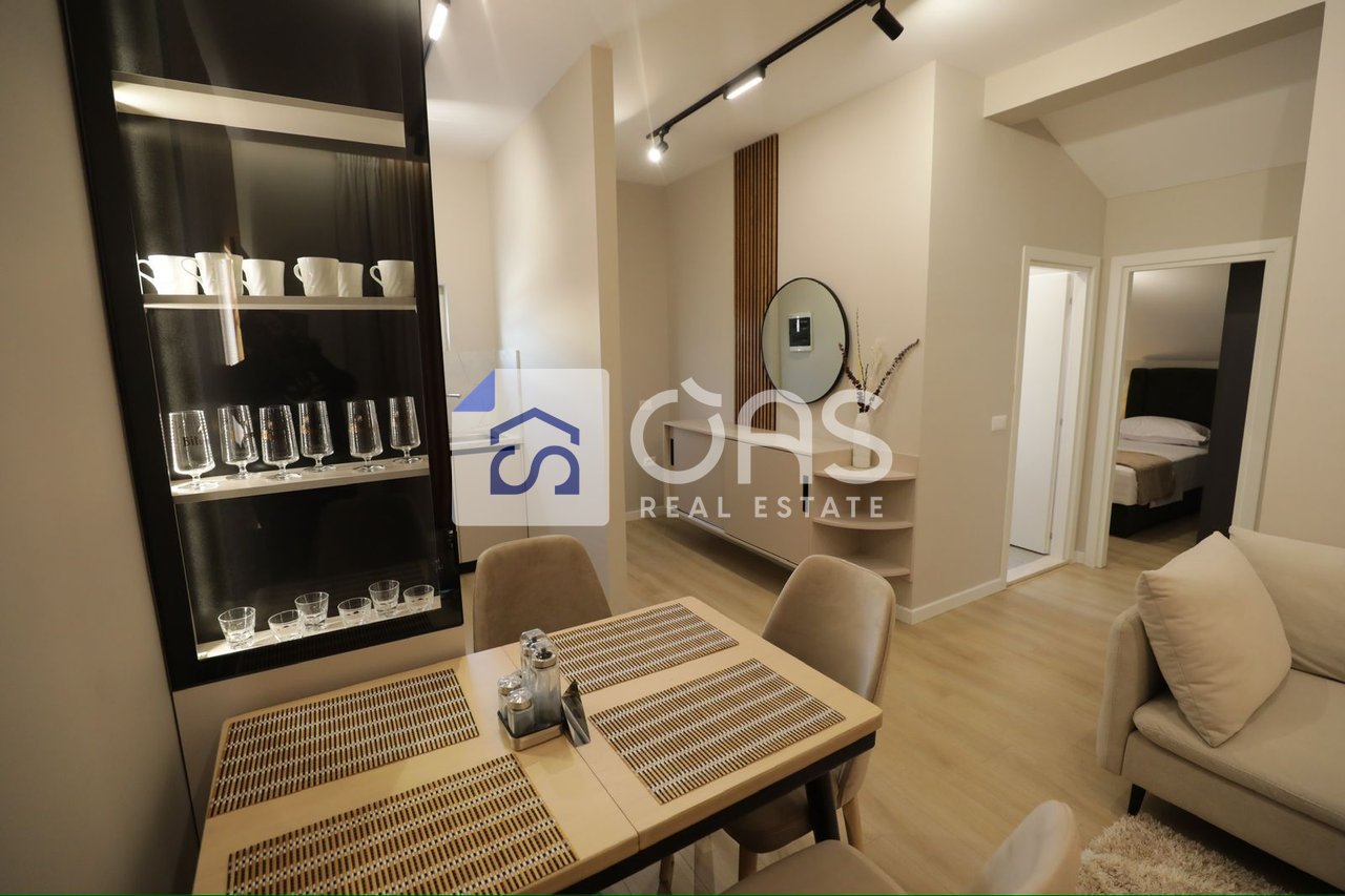 Jepet me qira apartamenti 2+1  Kinostudio