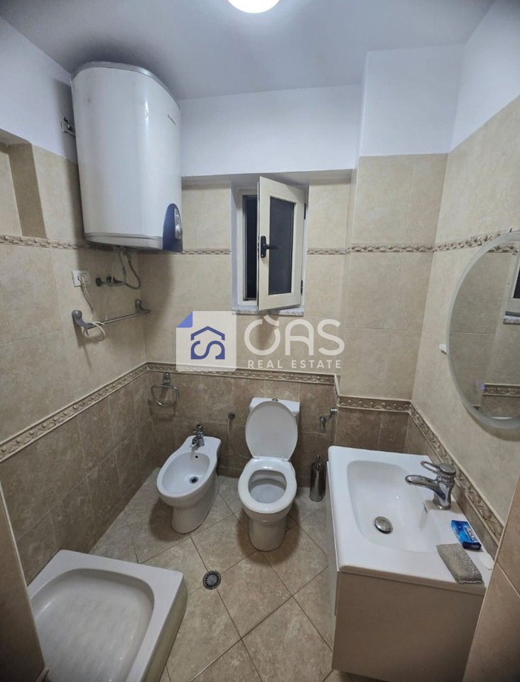 Jepet me qera apartament 1+1 ne Qender