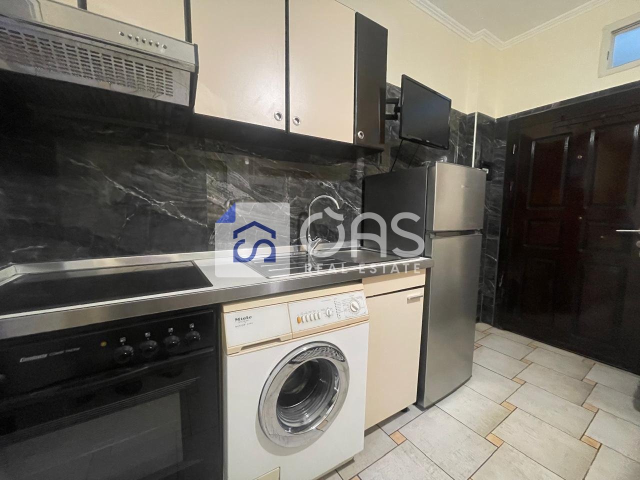 Jepet APARTAMENT me qera 1+1 5 MAJ (Prane Concord)