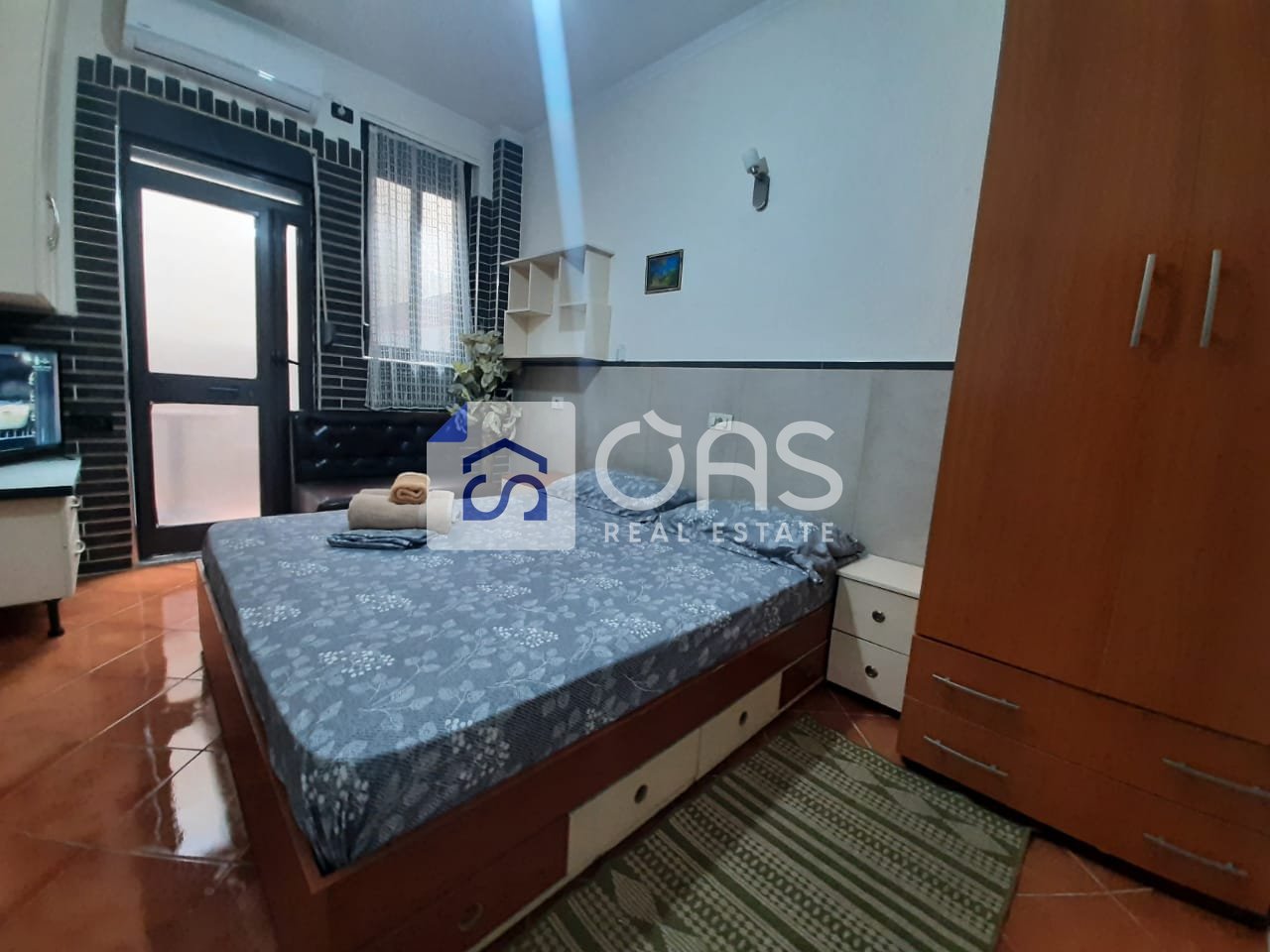 Si affitta APPARTAMENTO 1+1 nuovo boulevard (via Gjon Mili)