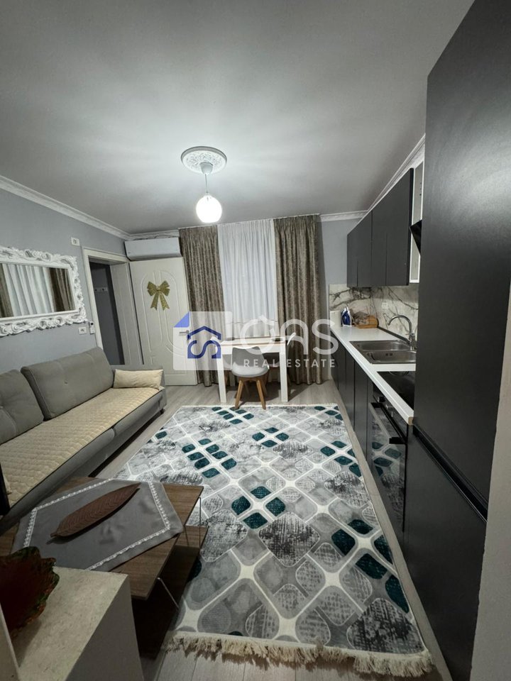 Appartamento in affitto 1+1 Via Dibres