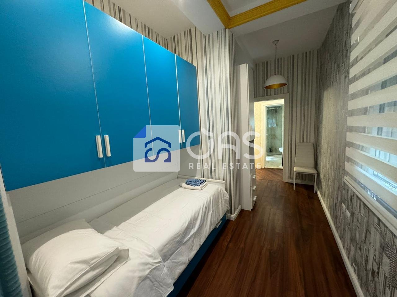 Jepet apartament me qera 2+1 tek Liqeni i Thate