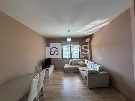 Jepet apartament me qera 1+1 Ish Stacioni Trenit