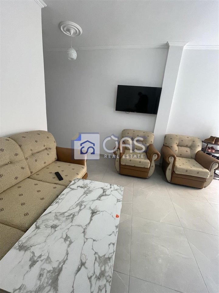 Appartamento 1+1 con posto auto in affitto all'Istituto.