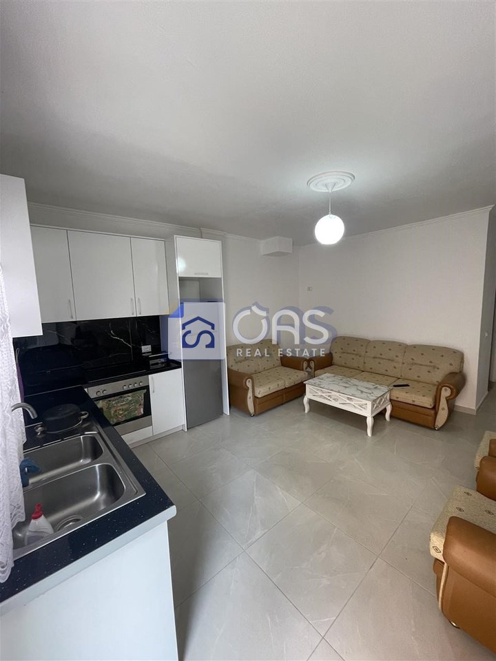 Appartamento 1+1 con posto auto in affitto all'Istituto.