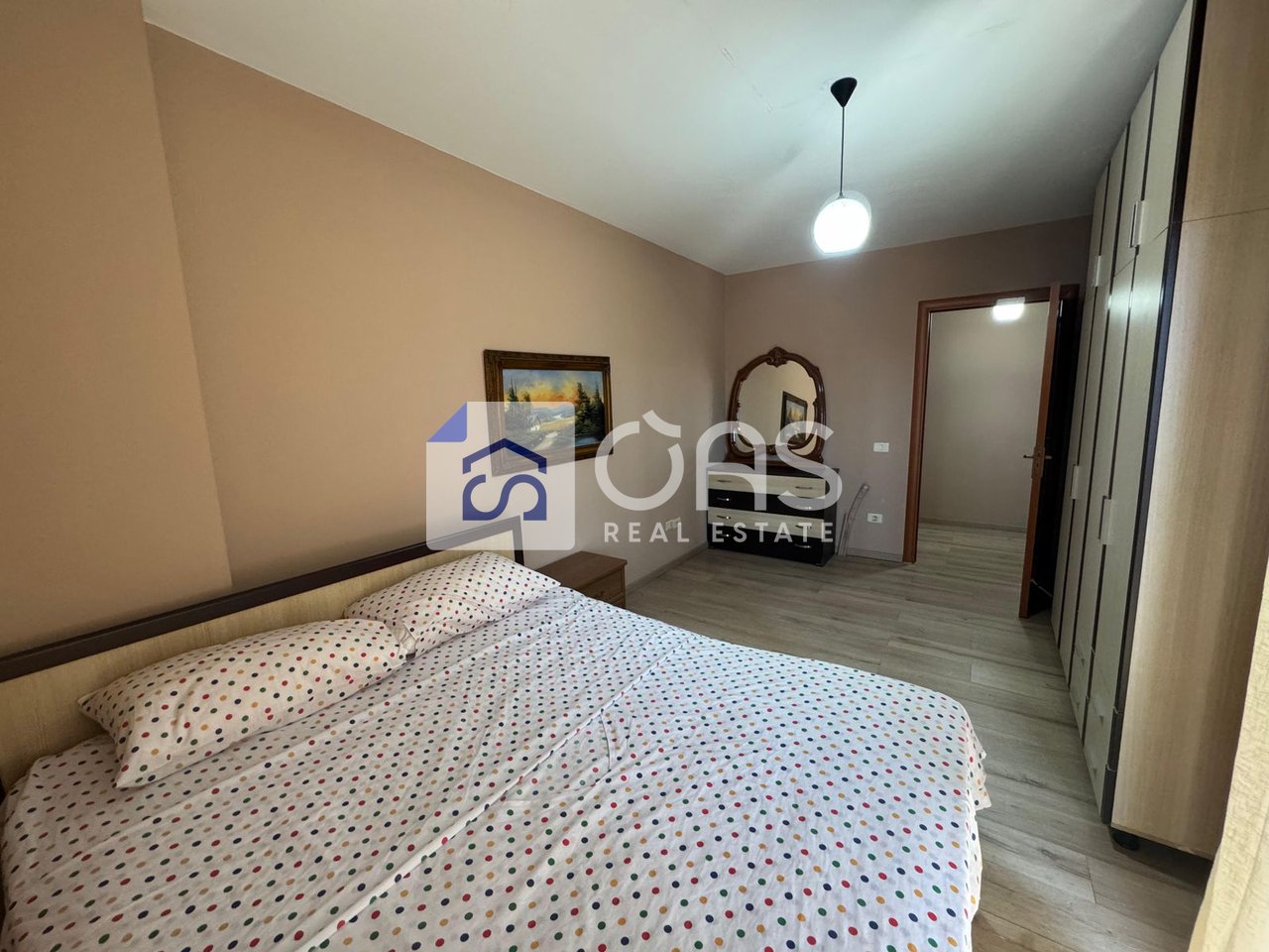 Jepet apartament me qera 1+1 Ish Stacioni Trenit