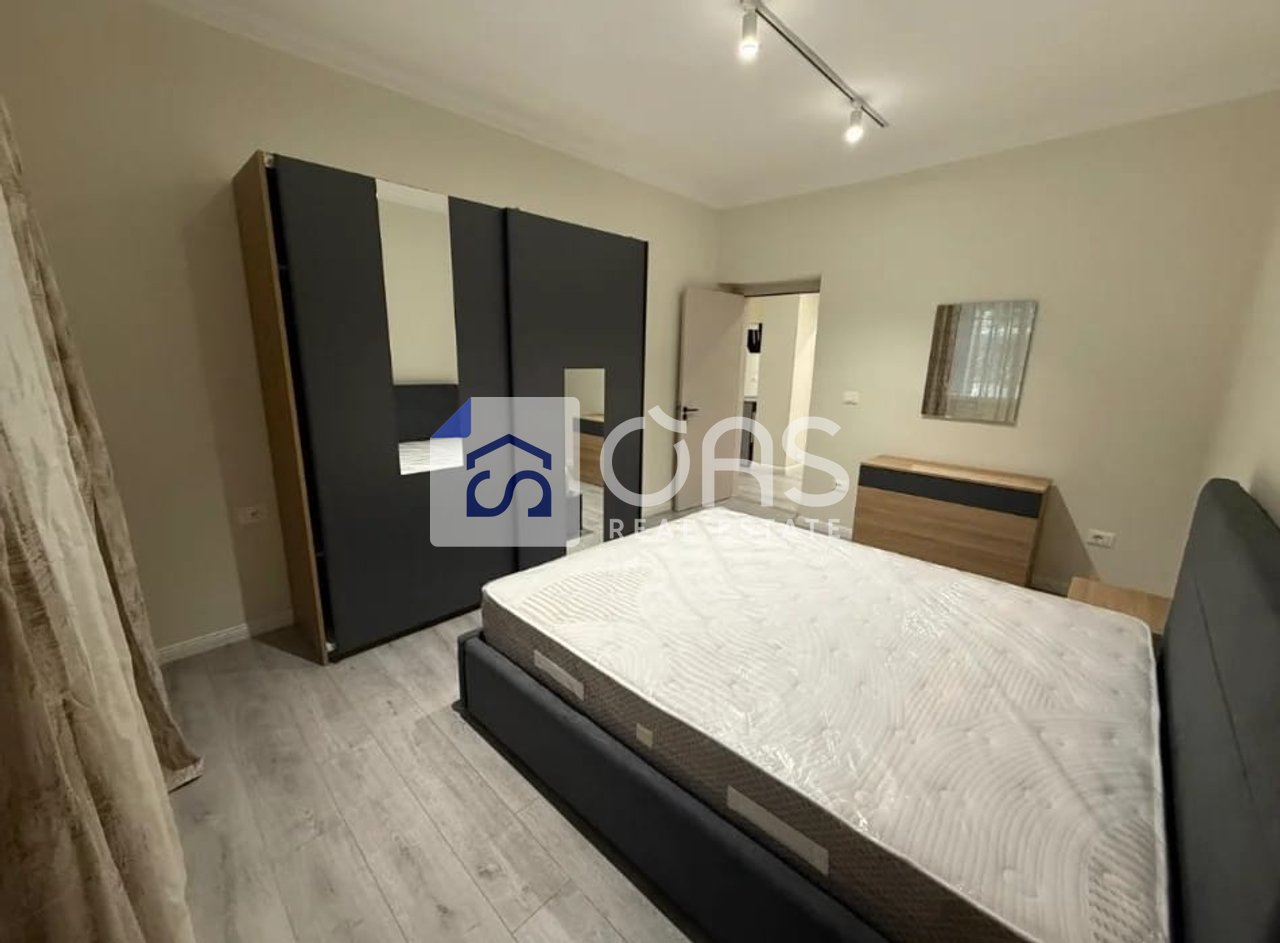 Jepet apartament me qera 2+1 Ne Bllok