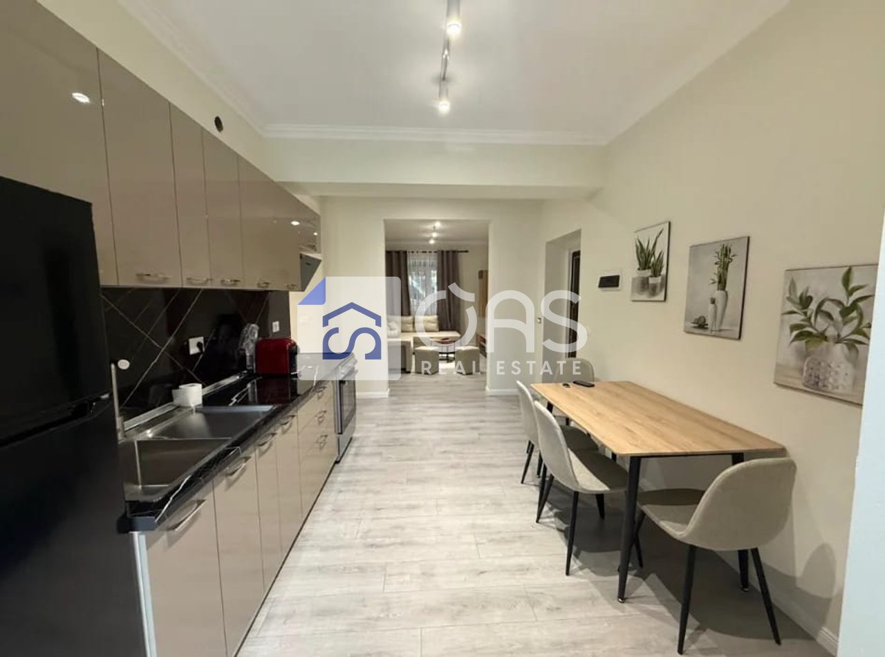 Jepet apartament me qera 2+1 Ne Bllok