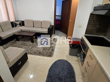 Jepet apartament  me qera 1+1 Fusha e Aviacionit