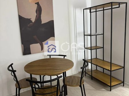 Monolocale in affitto a 5 Maj