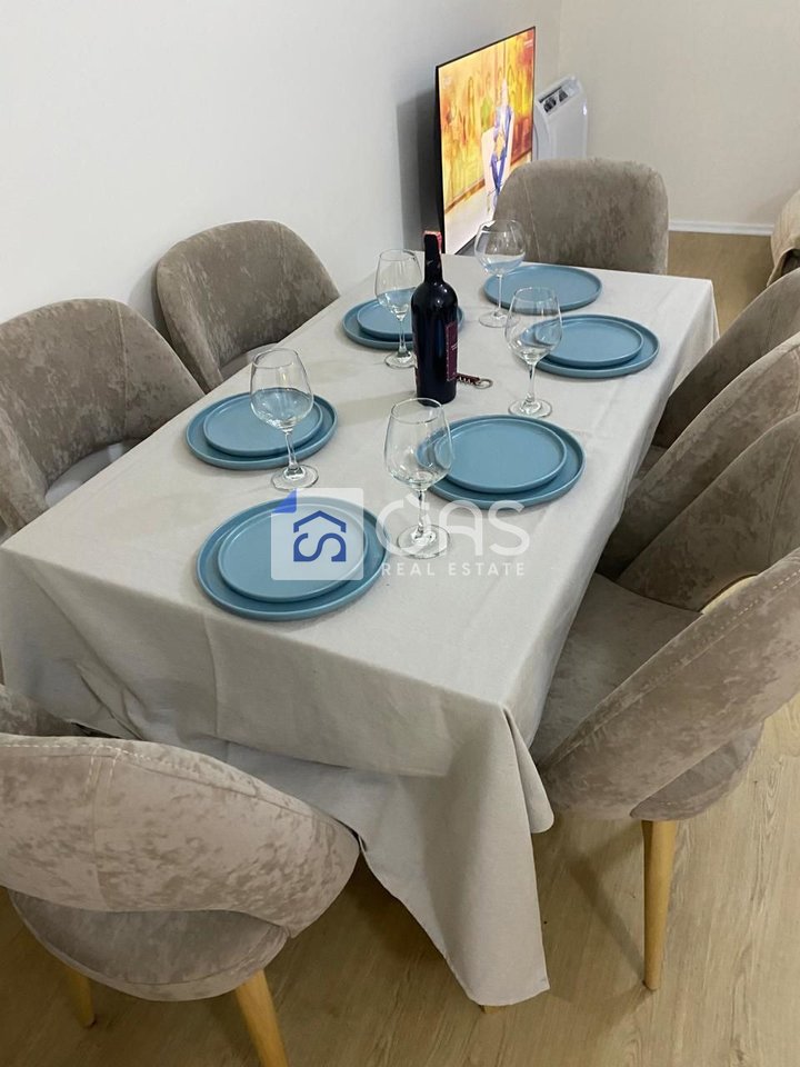 Jepet me qira apartamenti 1+1 Ne Astir