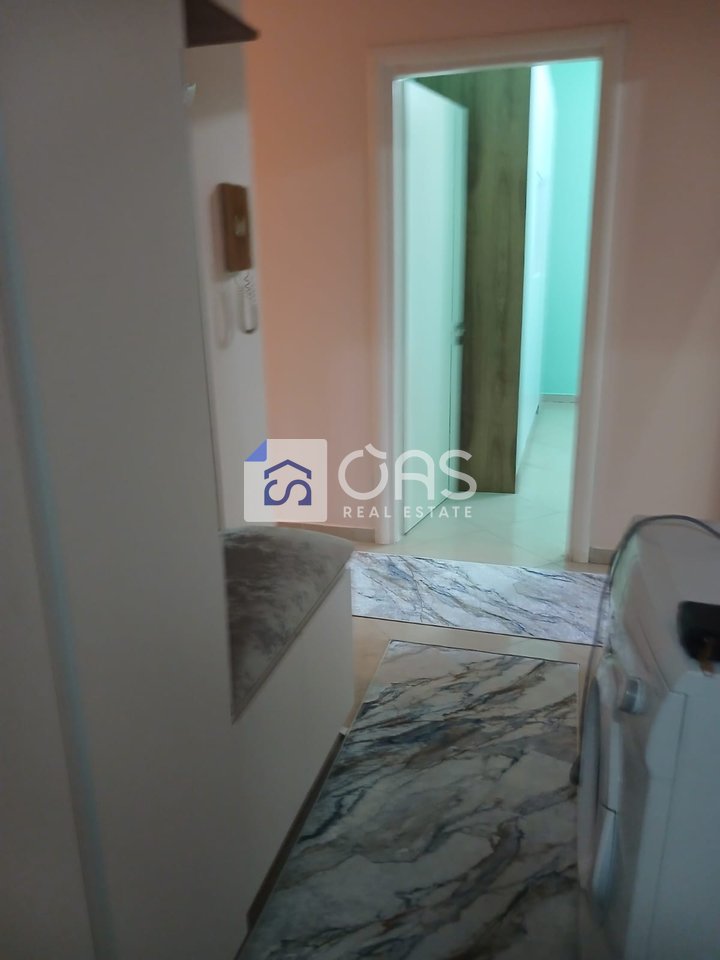 Jepet apartament me qera 1+1 selvia