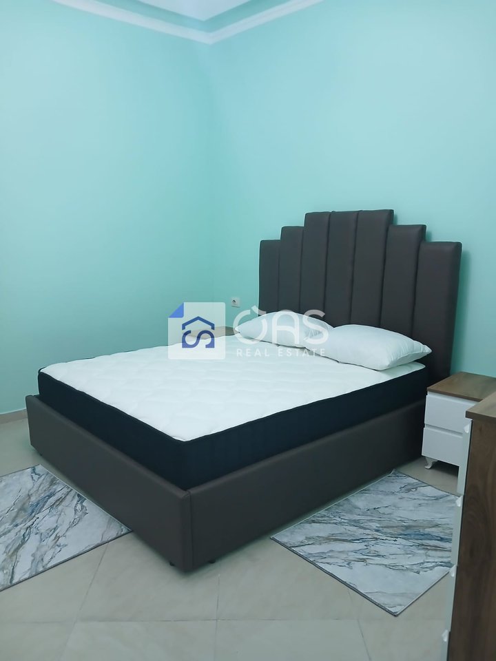 Jepet apartament me qera 1+1 selvia