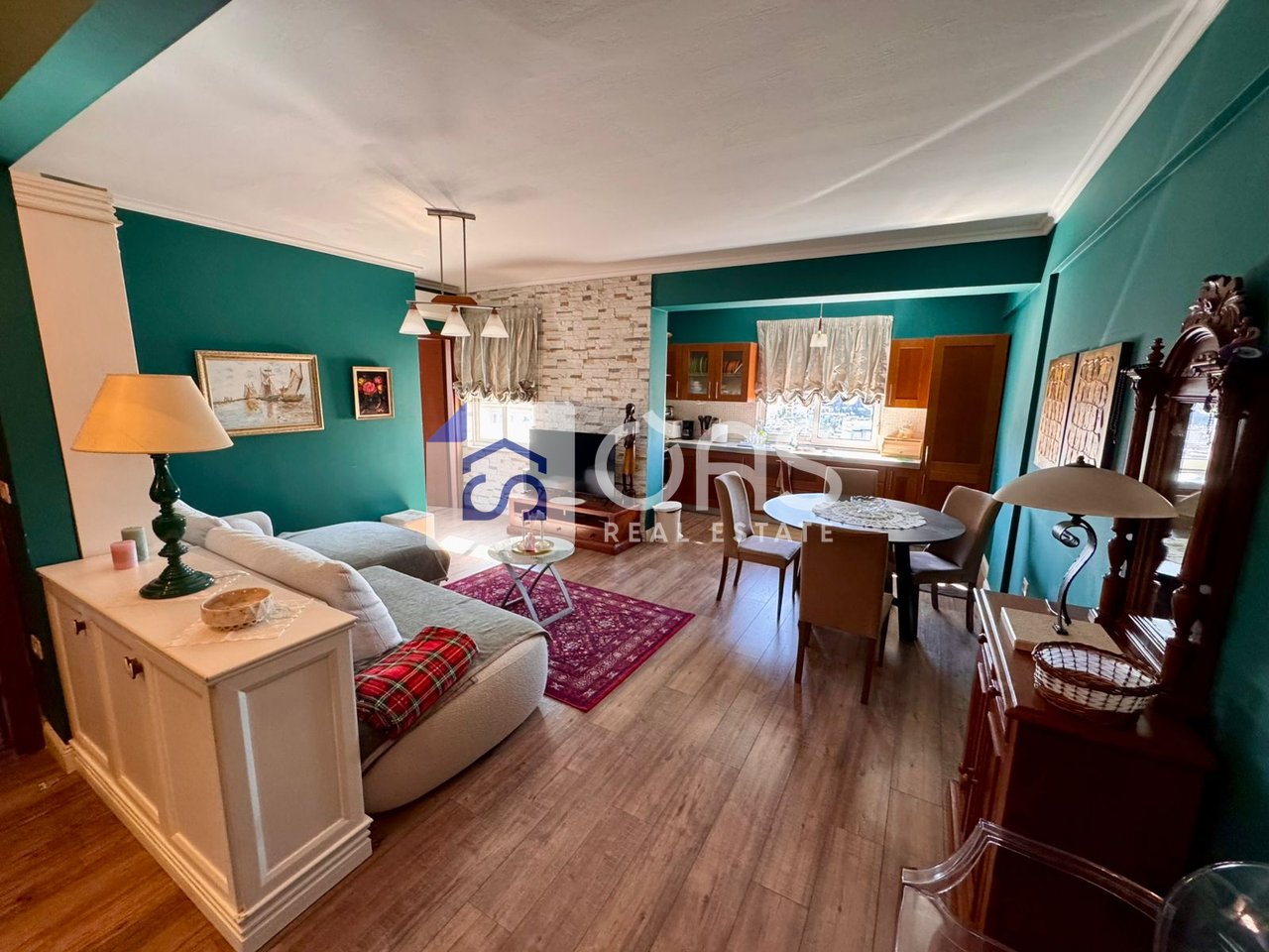 Jepet APARTAMENT me qera 2+1 Rr Kavajes