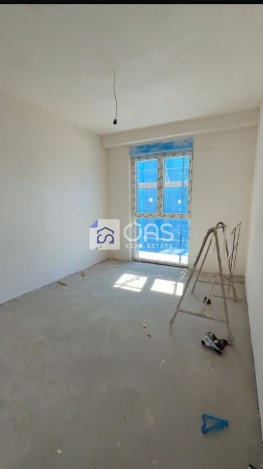 Shitet apartament 3+1 ne Bulevardin e Ri  " Orbital 3".