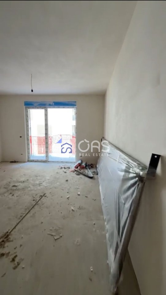 Shitet apartament 3+1 ne Bulevardin e Ri  " Orbital 3 ".