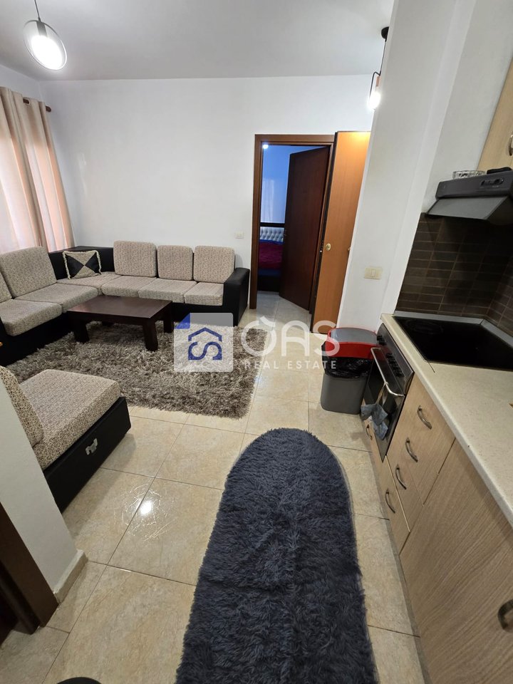 Jepet apartament  me qera 1+1 Fusha e Aviacionit