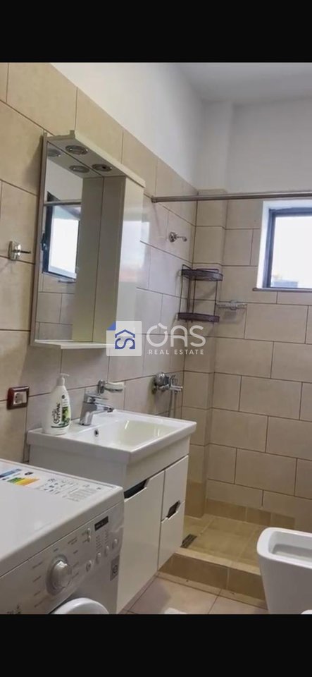 Jepet apartament me qera 2+1 Ish Praku