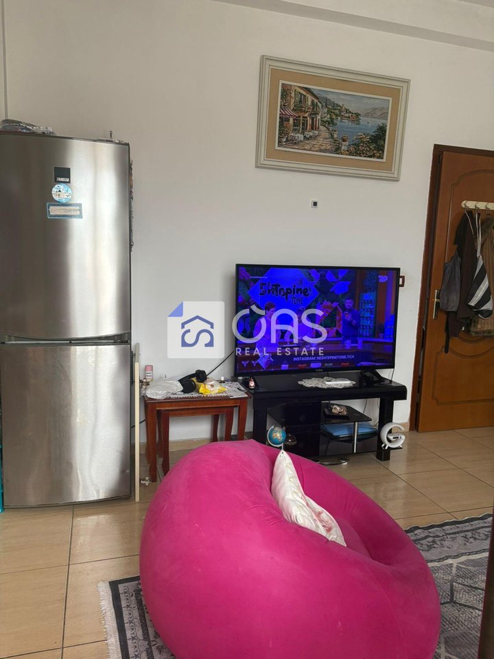 Jepet  me qera APARTAMENT 2+1   ALLIAS (tek posta)