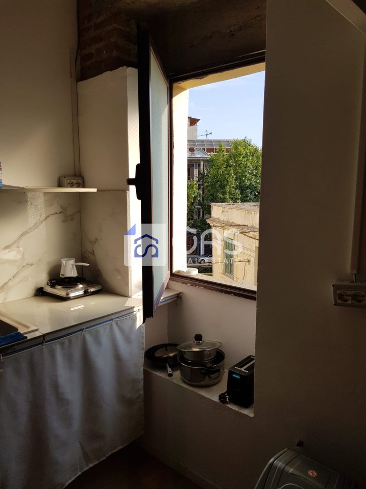 2 serre in affitto in via Durrës