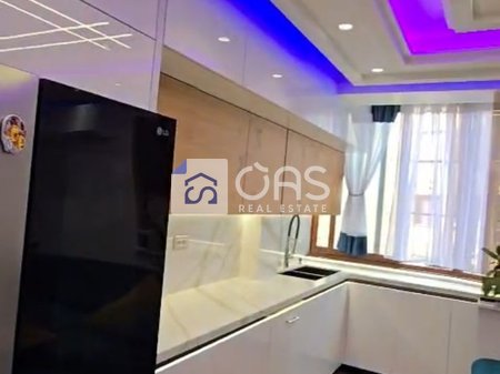 Shitet apartament 3+1+2 tek Fusha e Aviacionit
