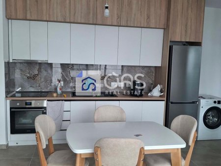 Jepet Apartament me qera 2+1+P  Ne Porcelan