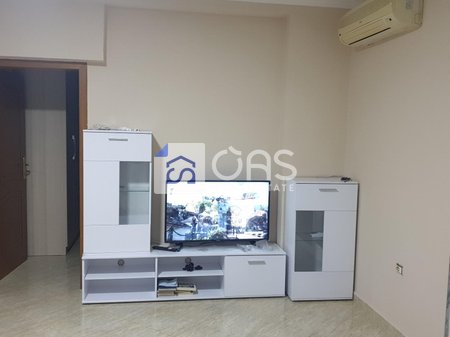 1+1 apartment for rent on Bradhyl Street