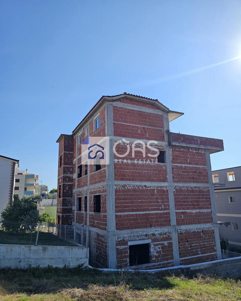 Shitet ndertesa 4 kateshe  PLEPA,DURRES