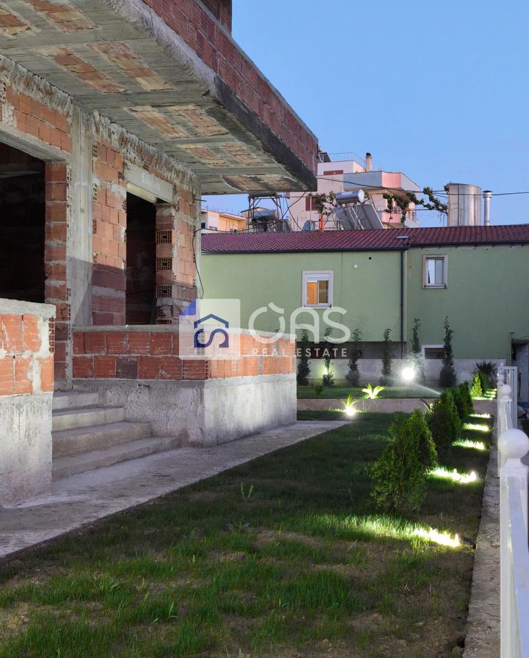 Shitet ndertesa 4 kateshe  PLEPA,DURRES