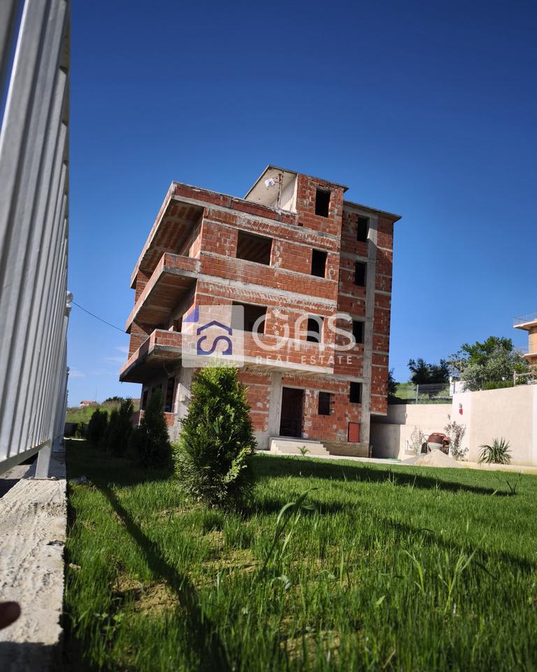 Shitet ndertesa 4 kateshe  PLEPA,DURRES